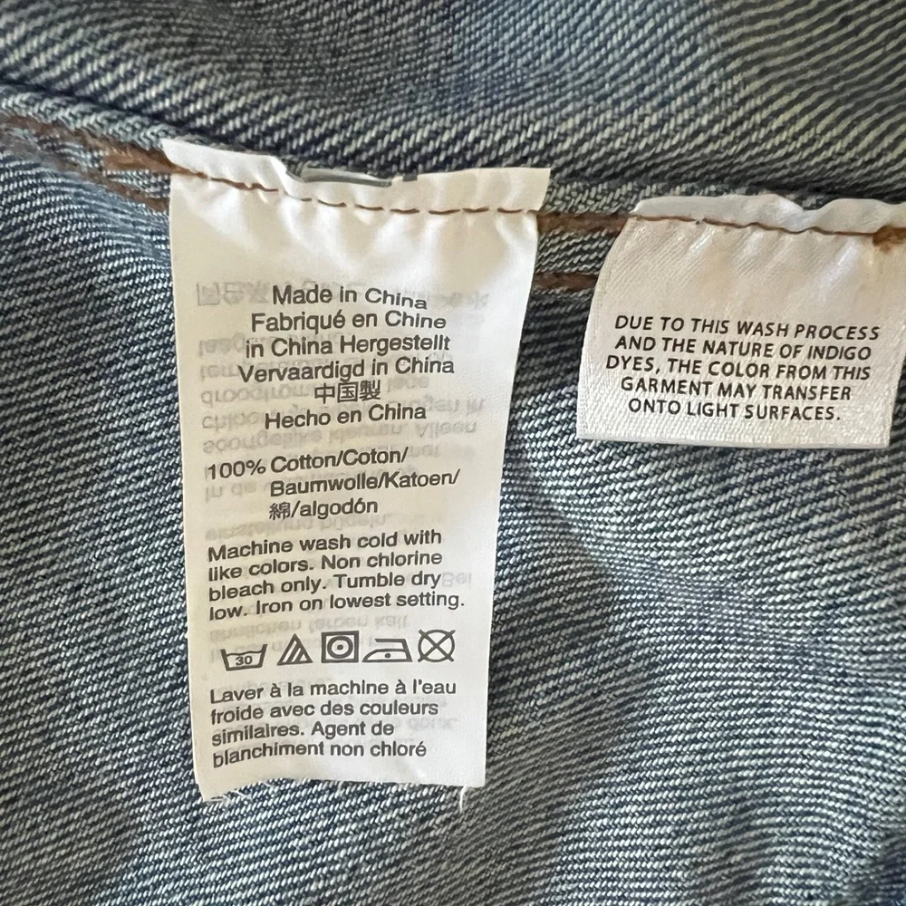 Madewell Classic Denim Jacket - Picture 3 of 4